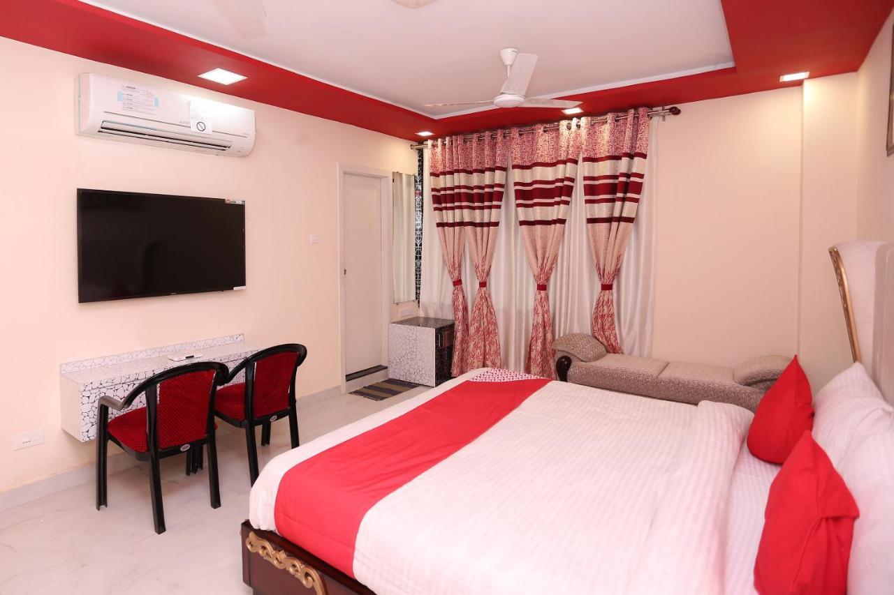 Oyo 23495 Hotel The Park Juhi Bari Exterior foto